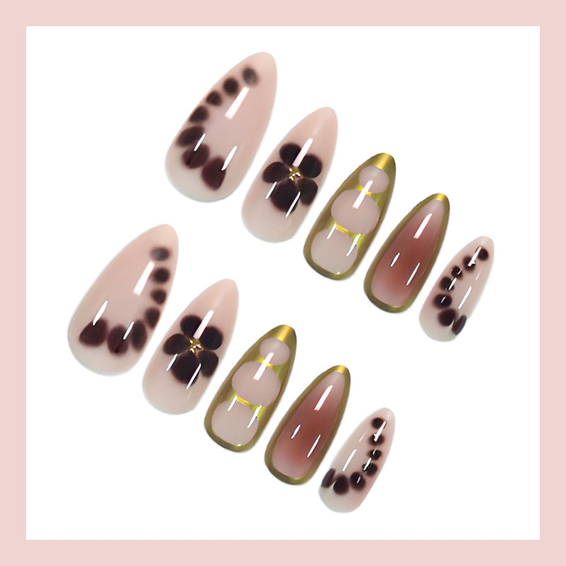 Artificial nail set with exquisite floral motifs Kalsten