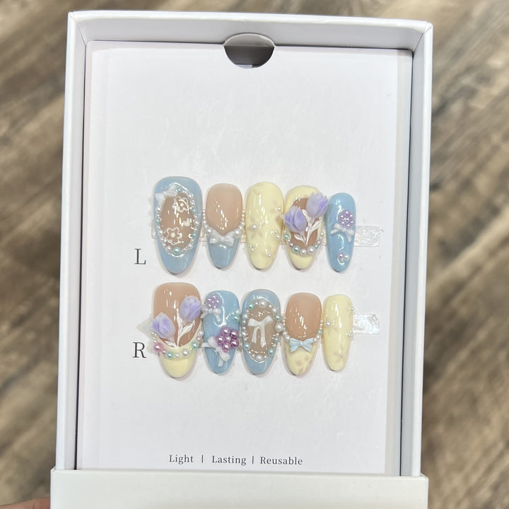 Decorative Floral Stiletto Press-On Nail Set Kalsten