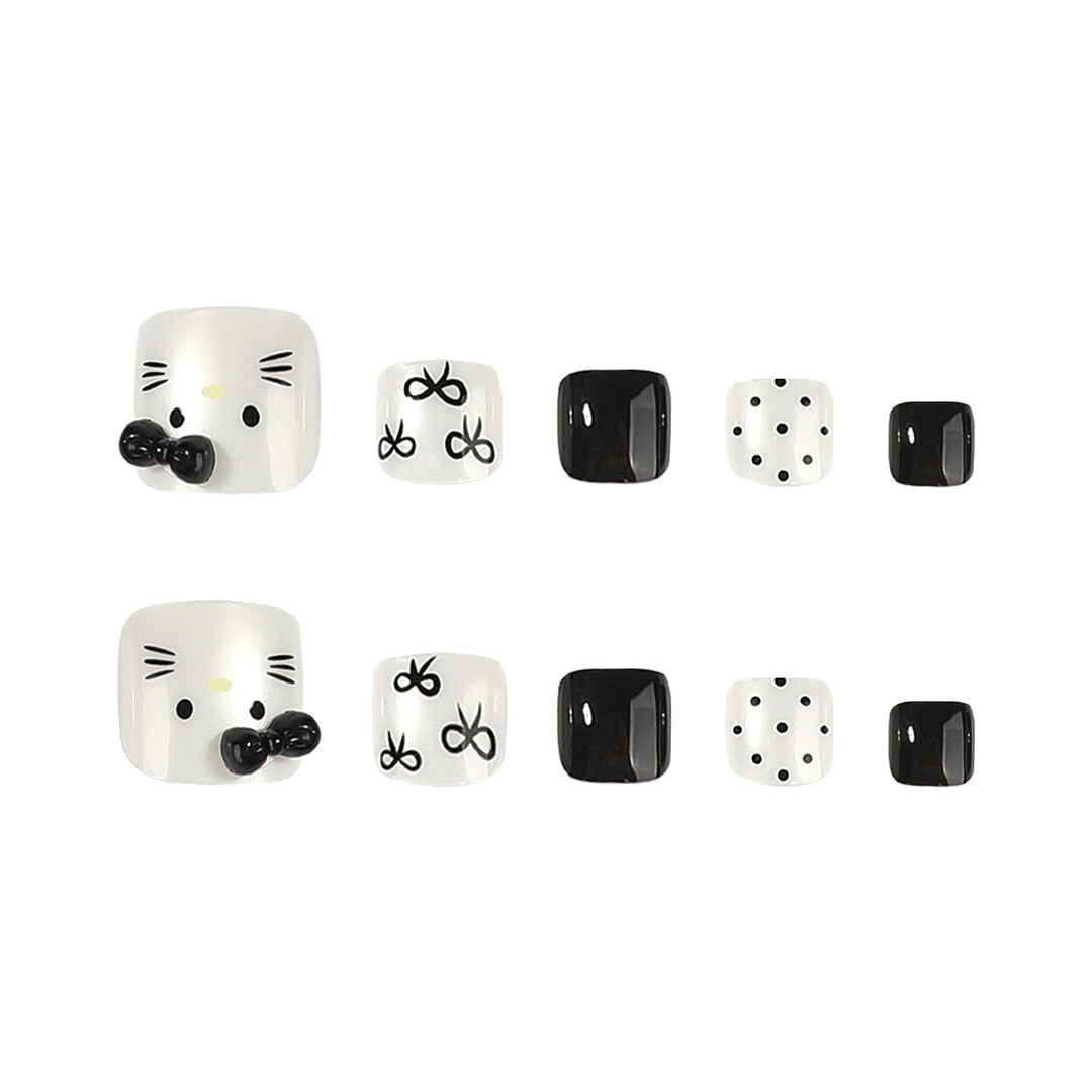 Artful toenail art with cute animal design Kalsten