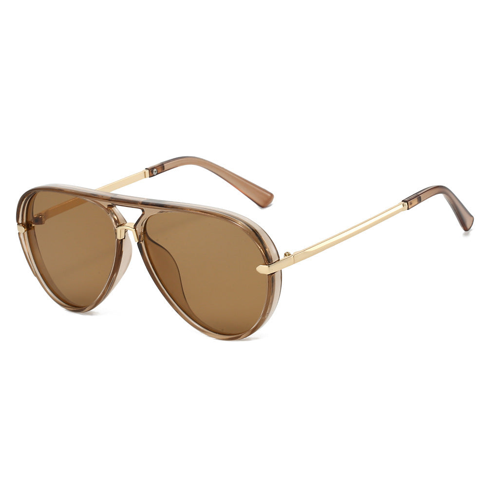 Elegant Aviator Sunglasses with Gold Accents Kalsten