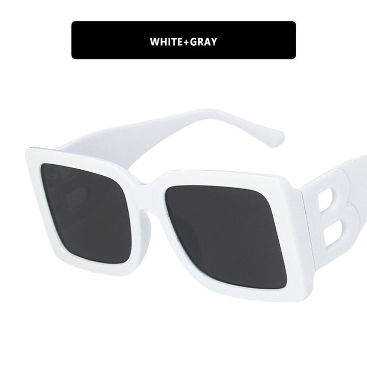 Ladies fashionable sunglasses in trendy leopard design Kalsten