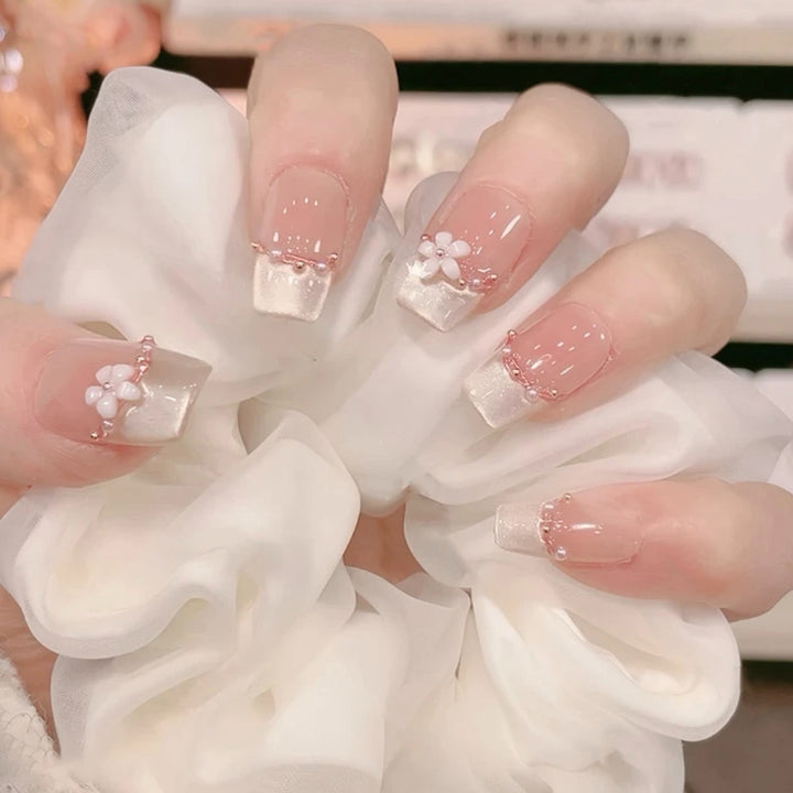 Decorative Floral Nail Art Extensions