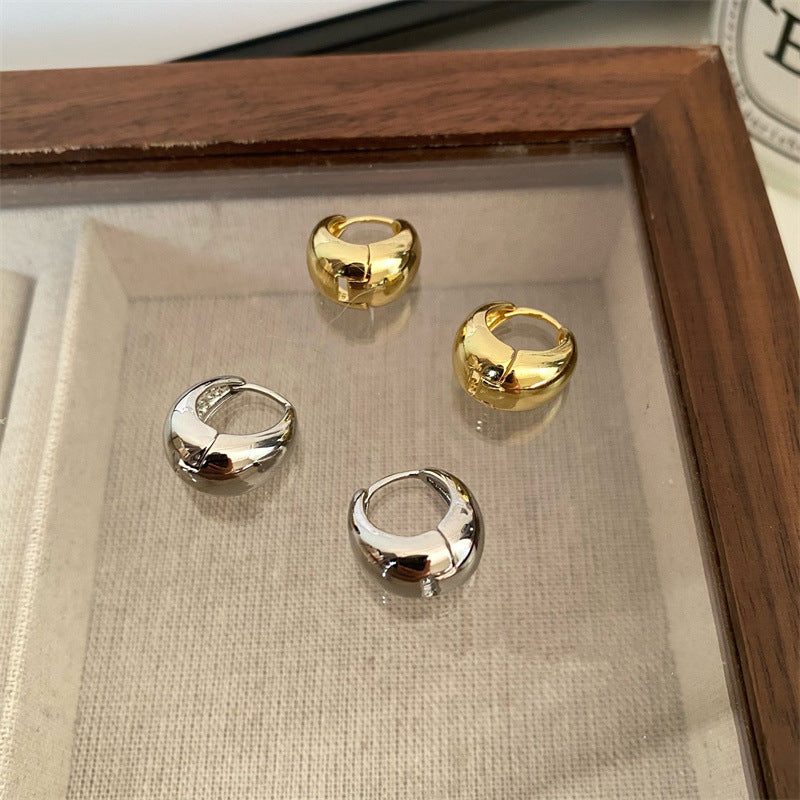 Fashionable hoops with unique style Kalsten