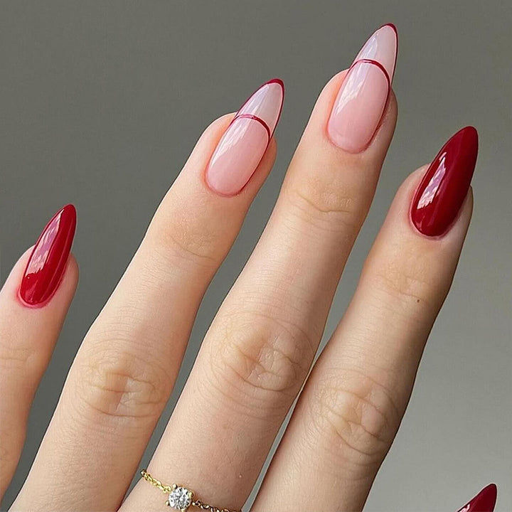 Elegant and eye-catching stiletto nails Kalsten