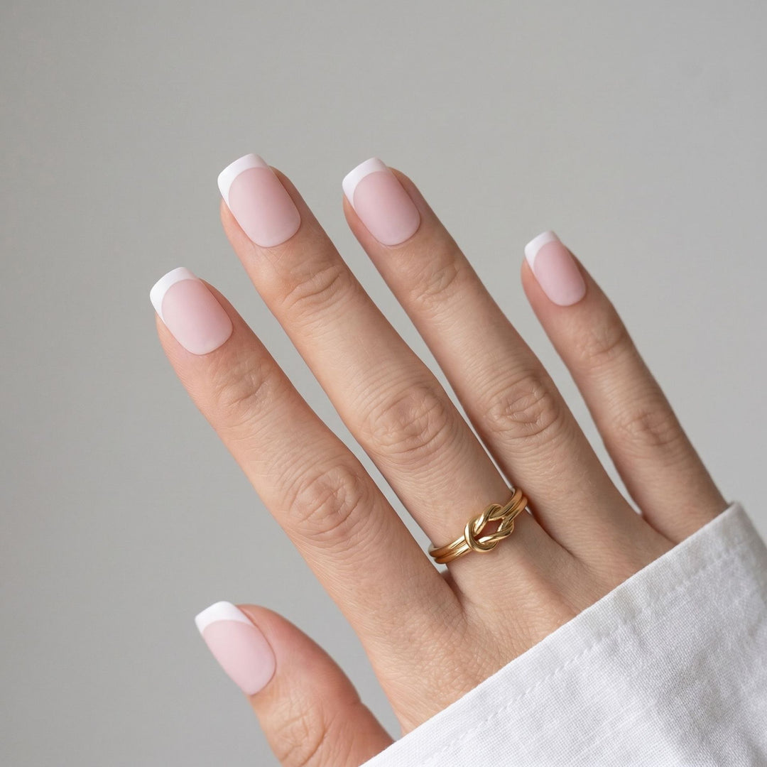 Matte French Tip Press-On Nail Set Kalsten