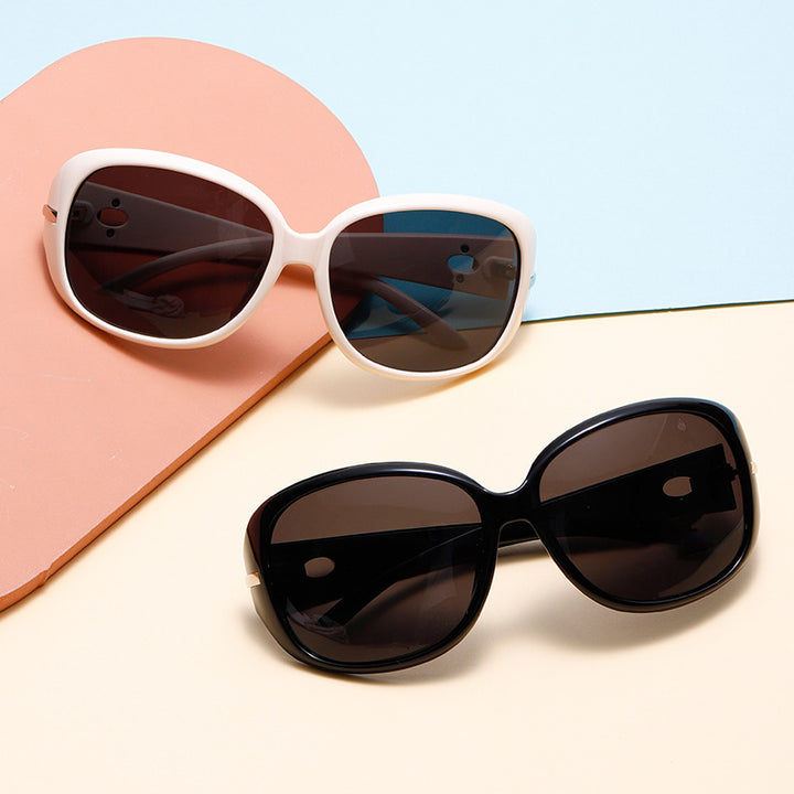 Women Elegant Oversized Sunglasses with Fashionable Pattern Kalsten