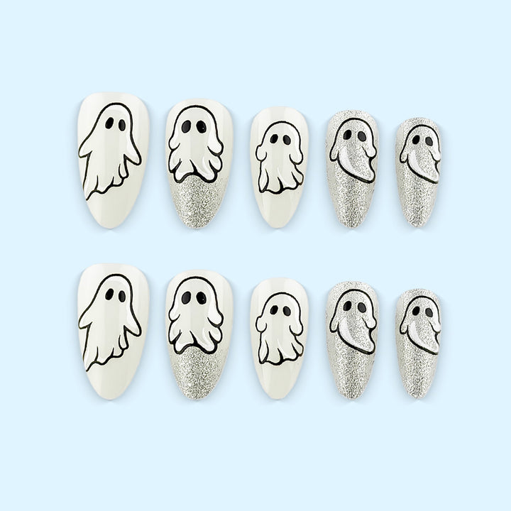 Artificial nails with cute ghost motif Kalsten