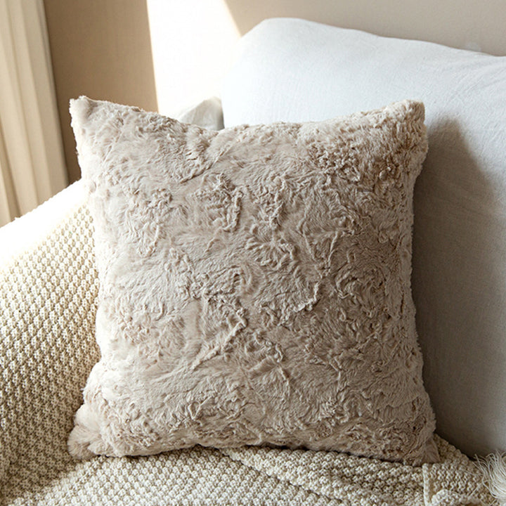Square cushion cover made of extra-long plush faux fur with a relief wave texture Kalsten