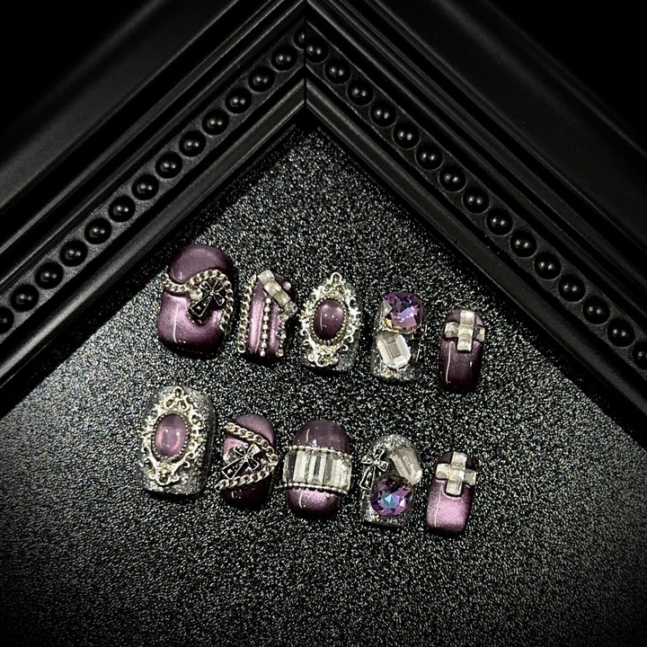 Elegant Gemstone-Decorated Press-On Nail Set