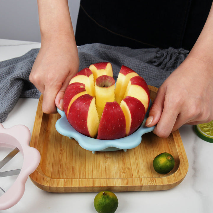 Multifunctional fruit cutter with flower shape Kalsten