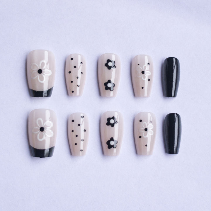 Stylish Floral Nail Art Set