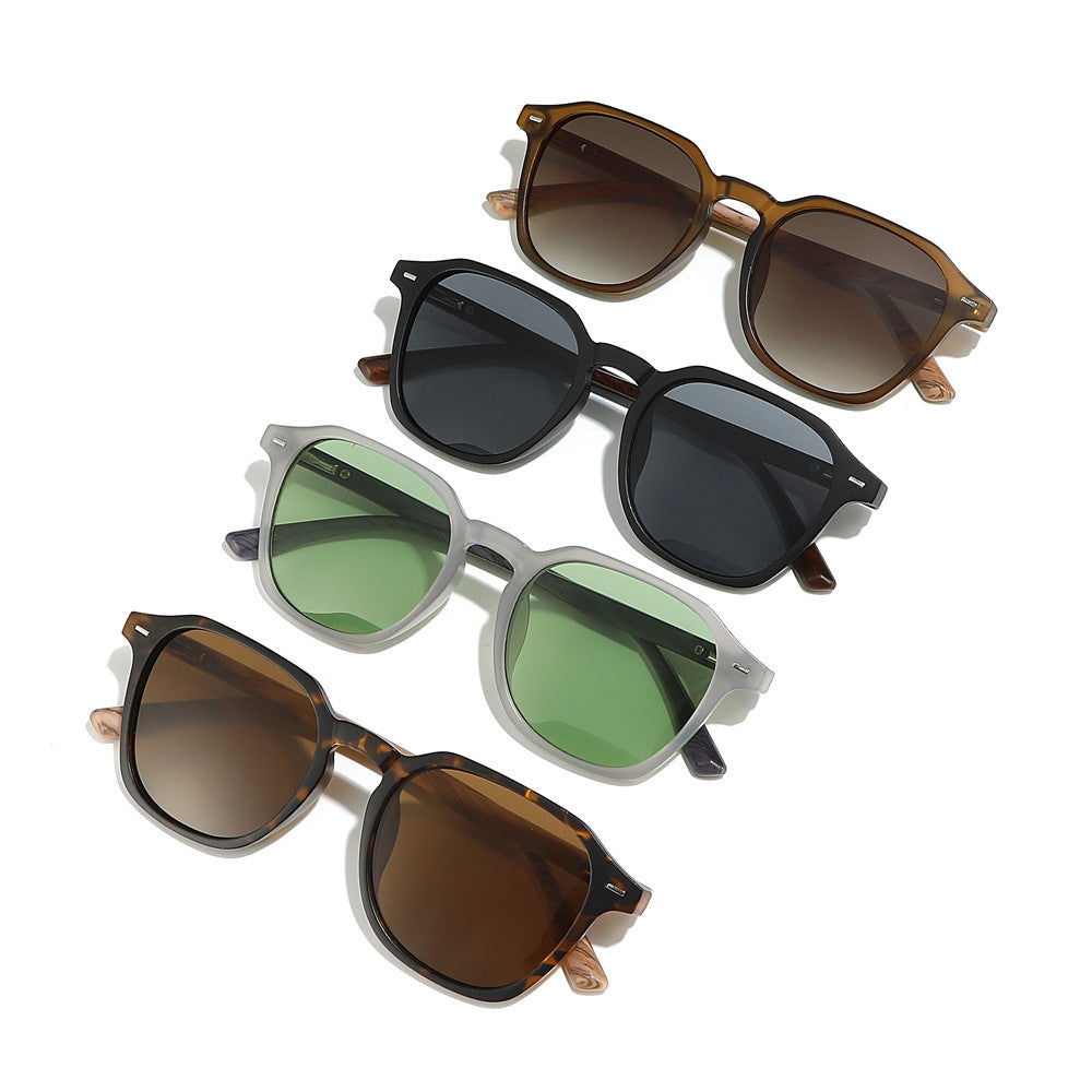 Stylish Retro-Inspired Sunglasses Kalsten