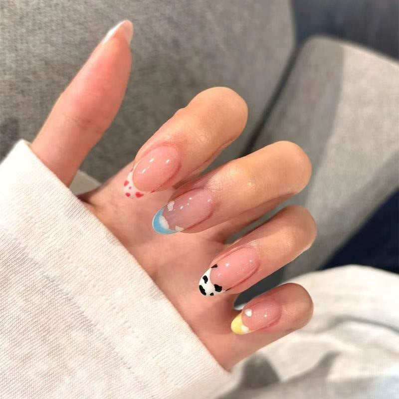 Halloween Nail Art Set with Creative Designs and Sparkling Details Kalsten