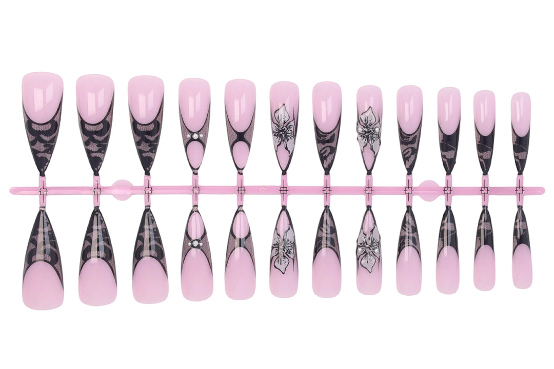 High-quality press-on nails with intricate designs Kalsten
