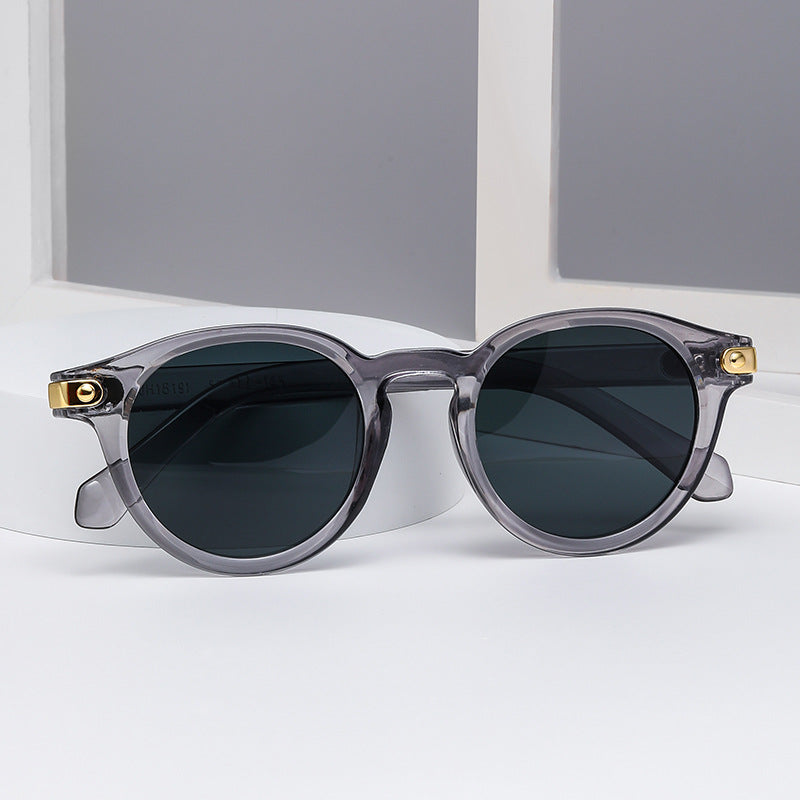 Ladies fashionable sunglasses with transparent frame and sturdy lenses Kalsten