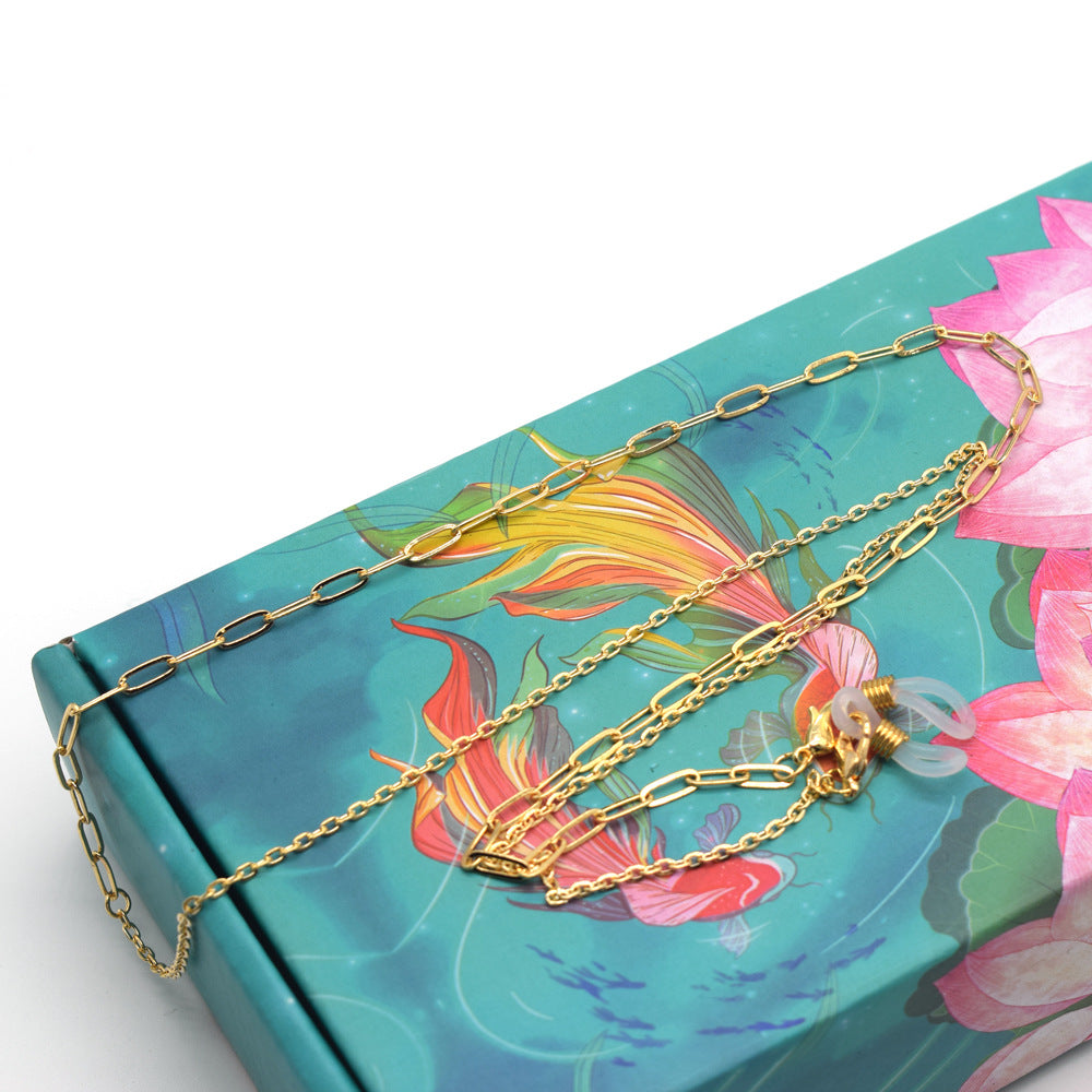 Fashion-Forward Metal Eyewear Chain Kalsten