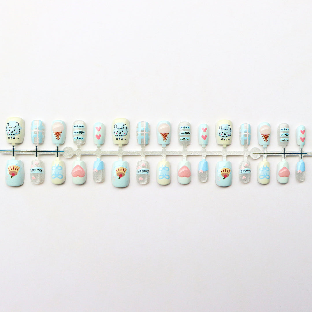 Playful Cartoon-Inspired Press-On Nail Set