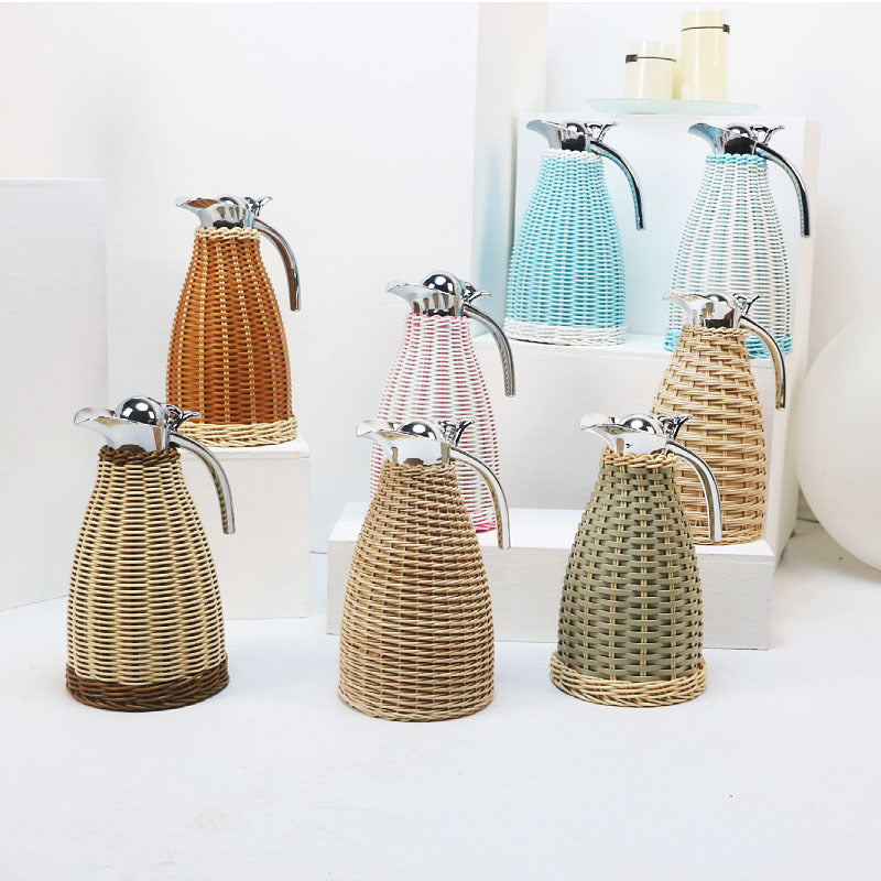 Stylish water carafe with woven design Kalsten