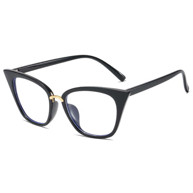 Ladies fashionable sunglasses with striking design Kalsten