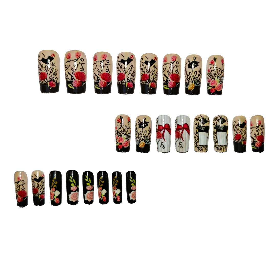 Glamorous artificial nails with floral designs Kalsten