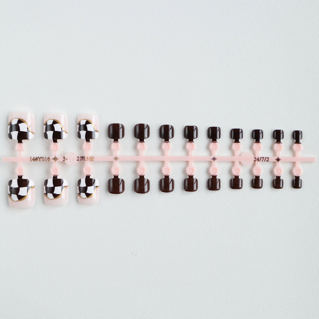 Elegant Toe Nail Art