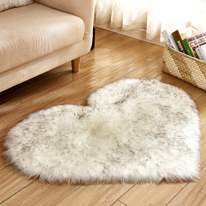 Plush Heart-Shaped Area Rug Kalsten