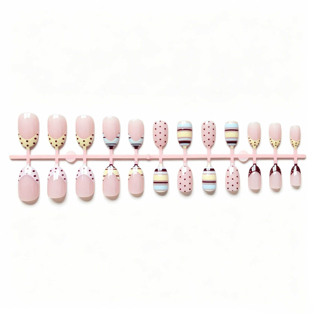 Elegant Artistic Nail Art Set