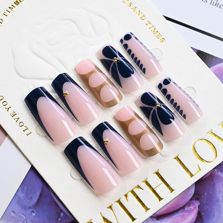 Decorative Press-On Nail Art Set