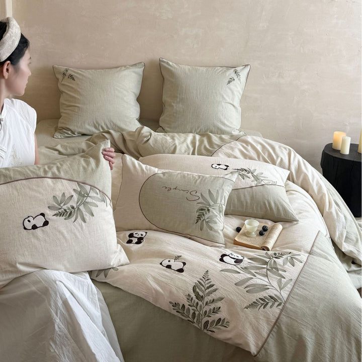 Bedding set with embroidered panda and leaf design made of cotton-linen mix