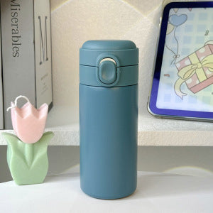Ladies insulated drinking bottle with secure flip lid Kalsten