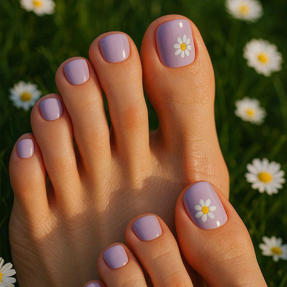Artificial nails for elegant foot care Kalsten