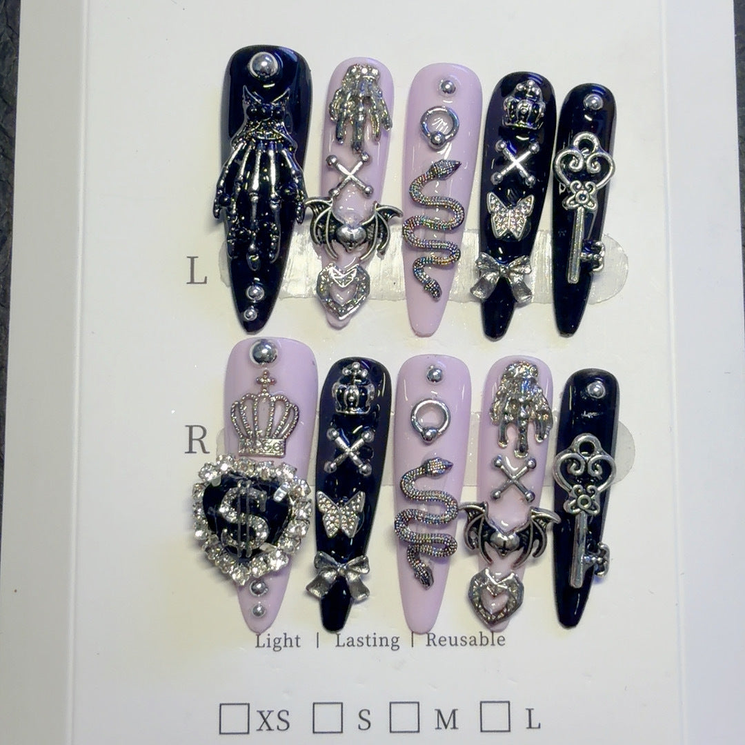 Gothic-Themed Decorative Press-On Nails