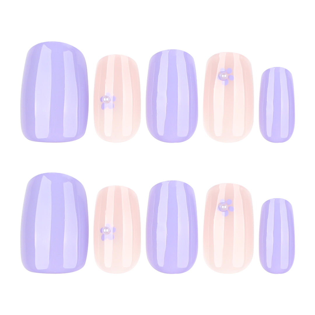 Artistic Nail Art with Floral Accent Kalsten