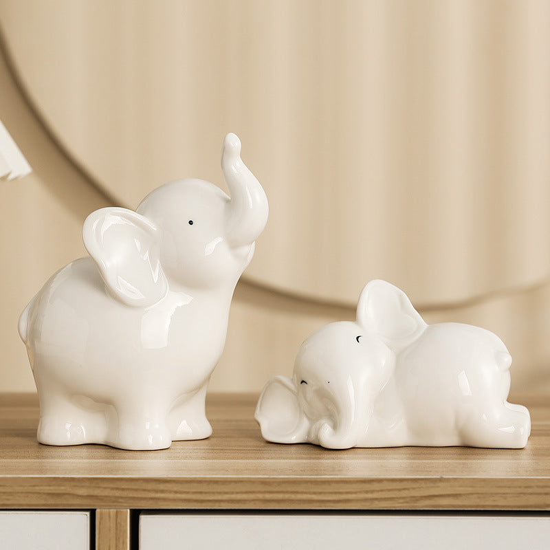 Playful and elegant elephant decorative figure Kalsten