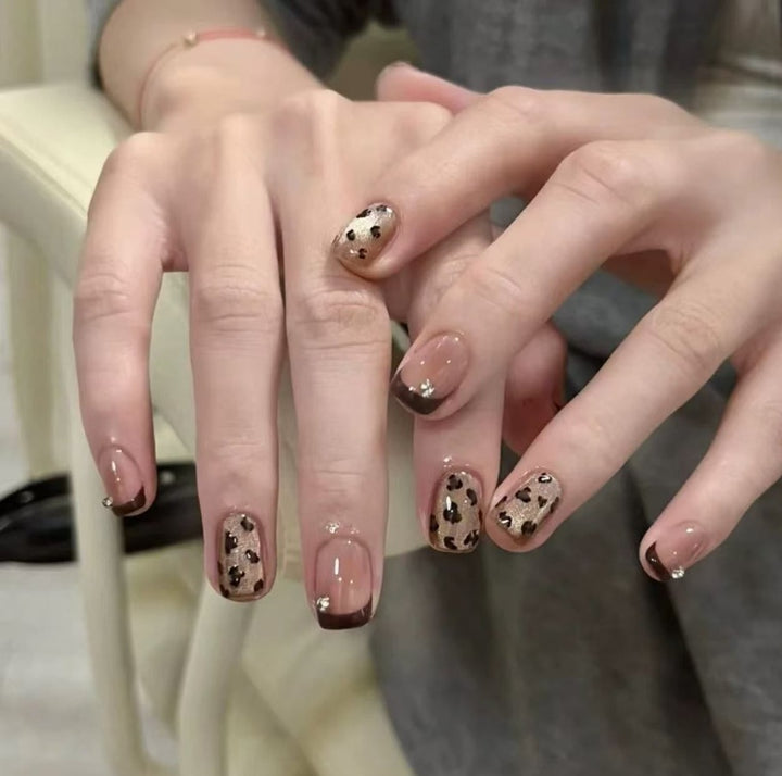 Artistic Cat and Dog Themed Nail Art Extensions Kalsten