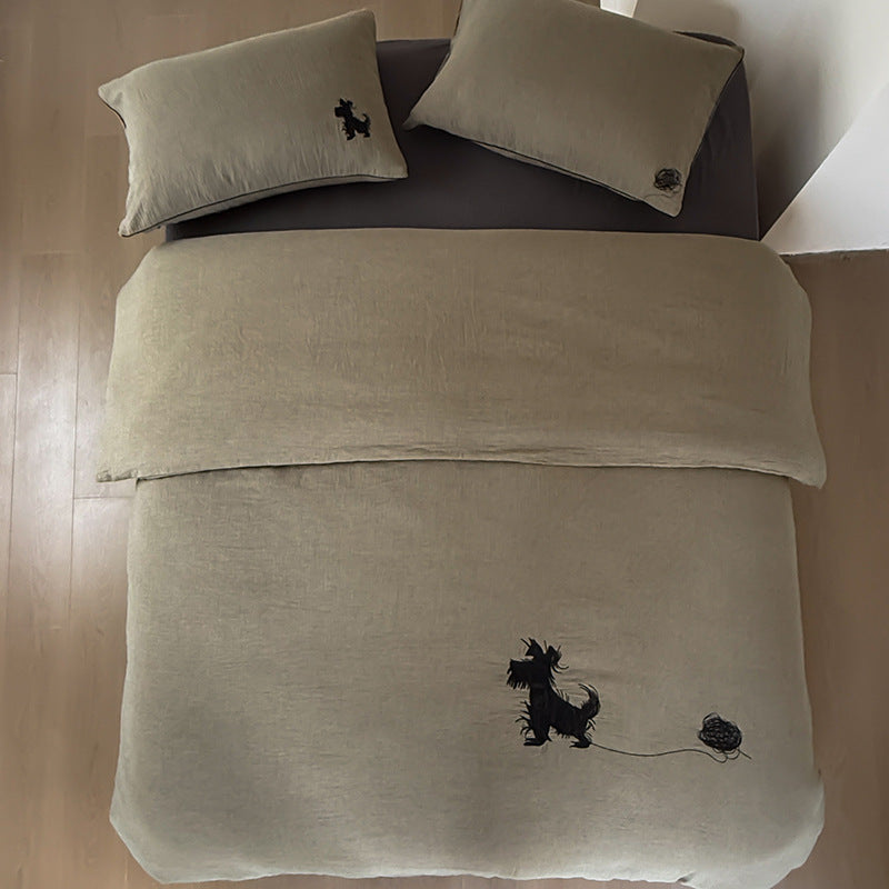 Bed cover set linen look with embroidered dog motif and concealed zipper