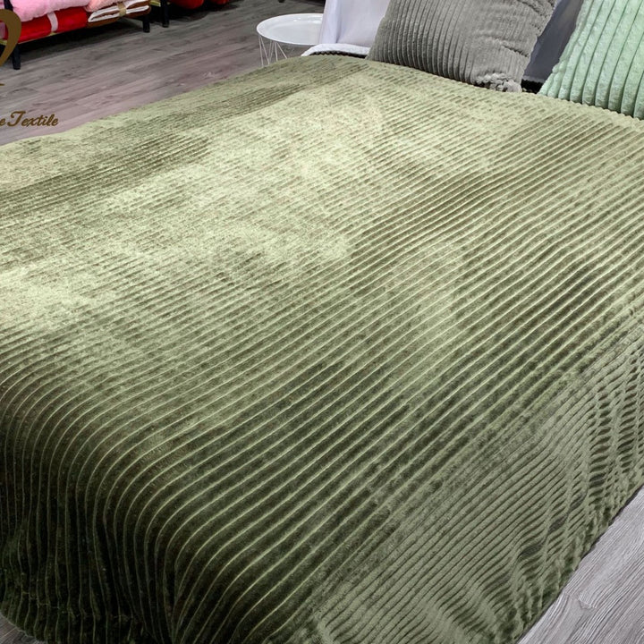 Luxurious Ribbed Velour Throw Blanket