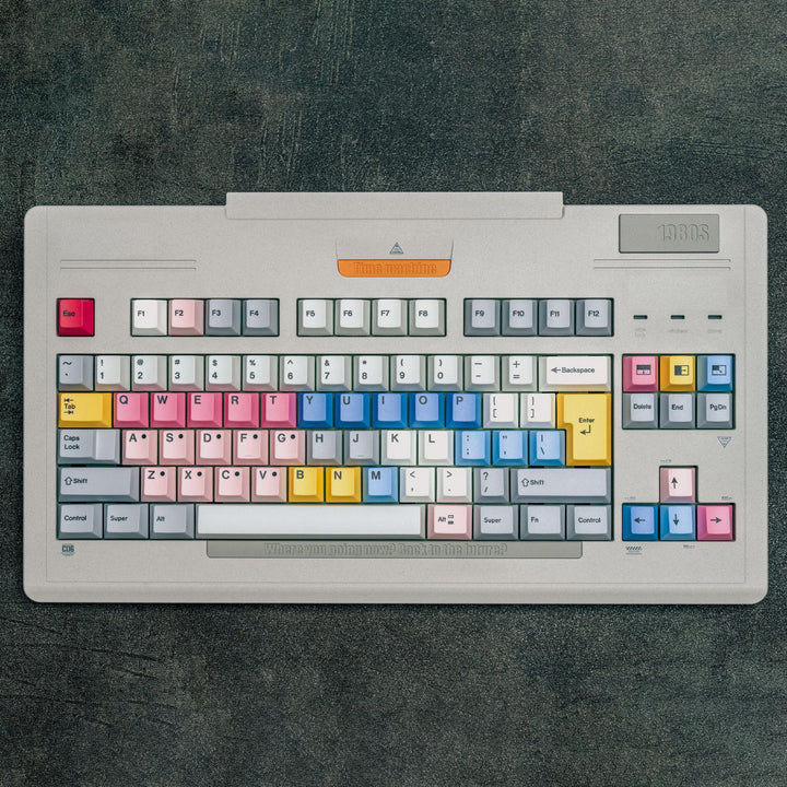 Vintage-Inspired Gaming Keyboard Kalsten