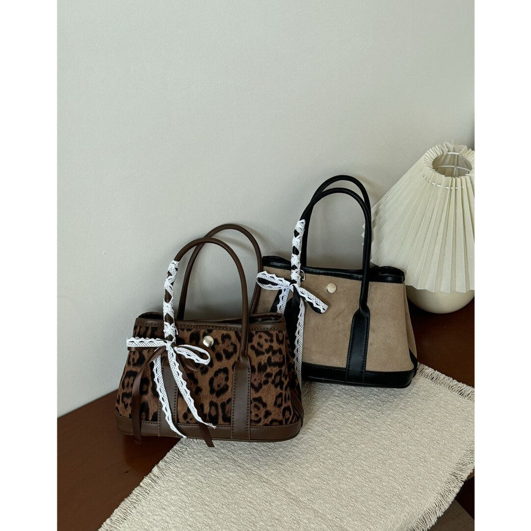 Chic Suede Handbag Kalsten