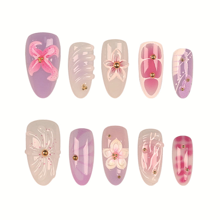 Artfully Designed Nail Tips