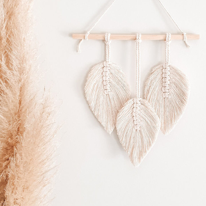 Decorative Leaf Macrame Wall Hanging Kalsten