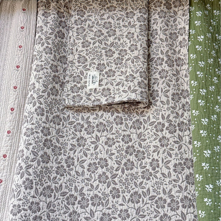 Ladies cuddly blanket with cute horse motif Kalsten