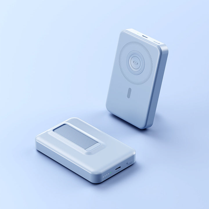 Portable charger with integrated wireless charging technology and intelligent power display Kalsten
