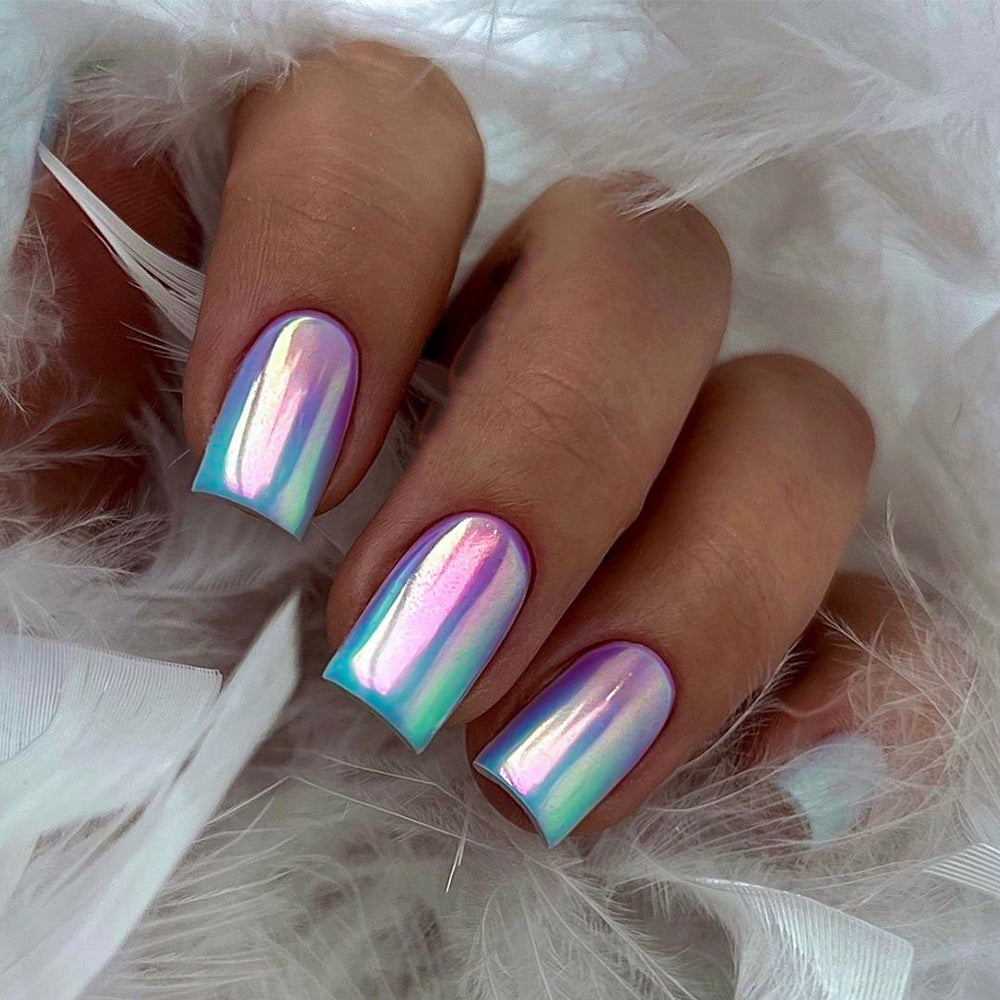 Artificial nail art in holographic design Kalsten