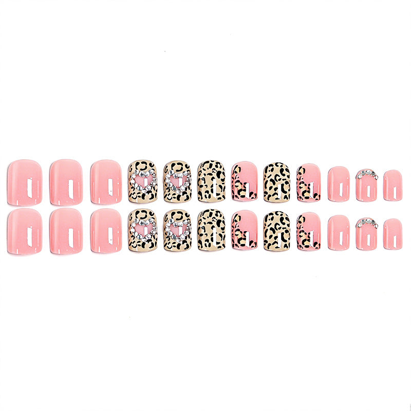 Glamorous artificial nail collection with animal motif and crystal embellishments Kalsten