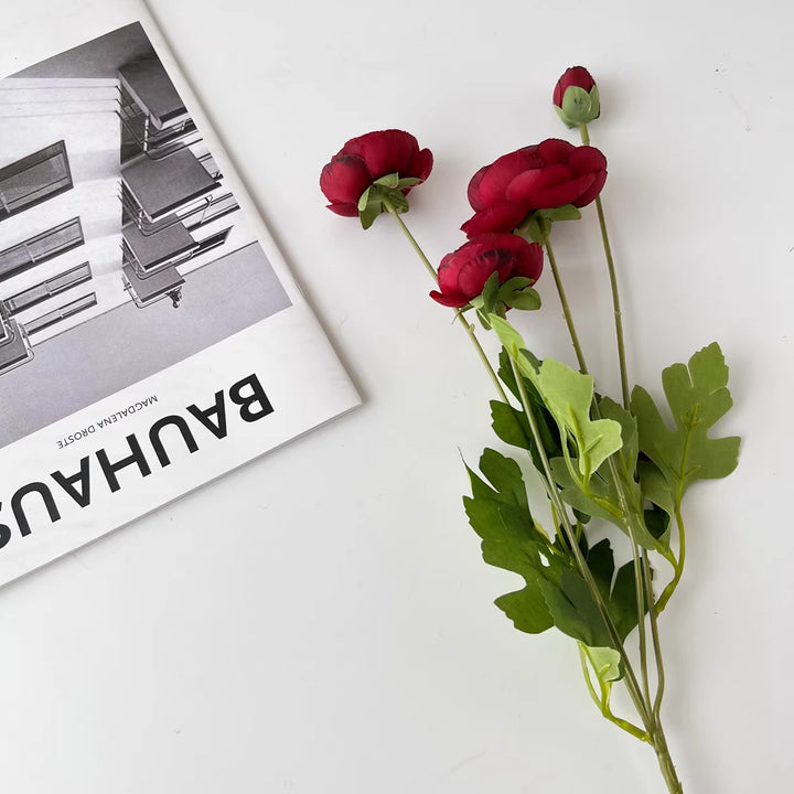Lifelike Artificial Ranunculus Stem