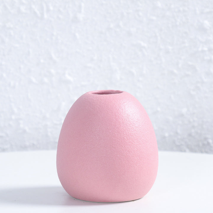 Contemporary Egg-Shaped Ceramic Flower Vase Kalsten