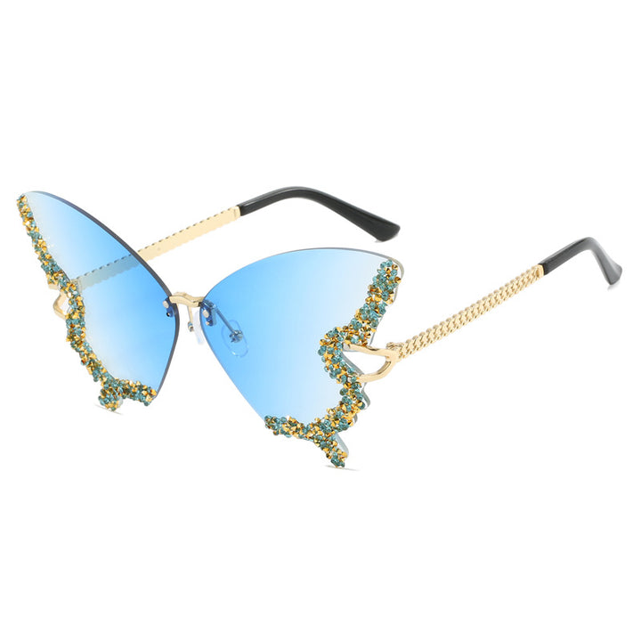Ladies extravagant Cats Eye sunglasses with sparkling accents Kalsten
