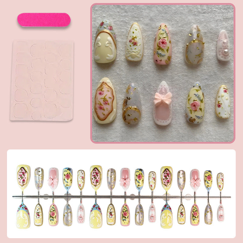 Art nail set with delicate flower and glitter decorations Kalsten