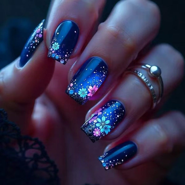 Artistic Gradient Floral Nail Art Kalsten